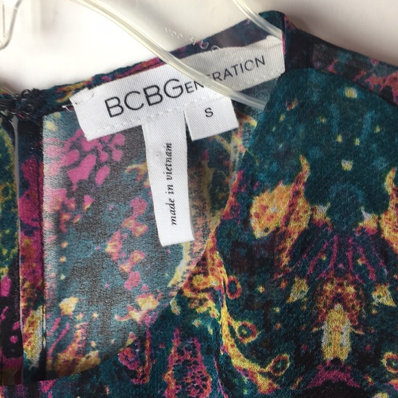 BCBGeneration Blouse Tank Tassels Sleeveless *B - Picture 2 of 5